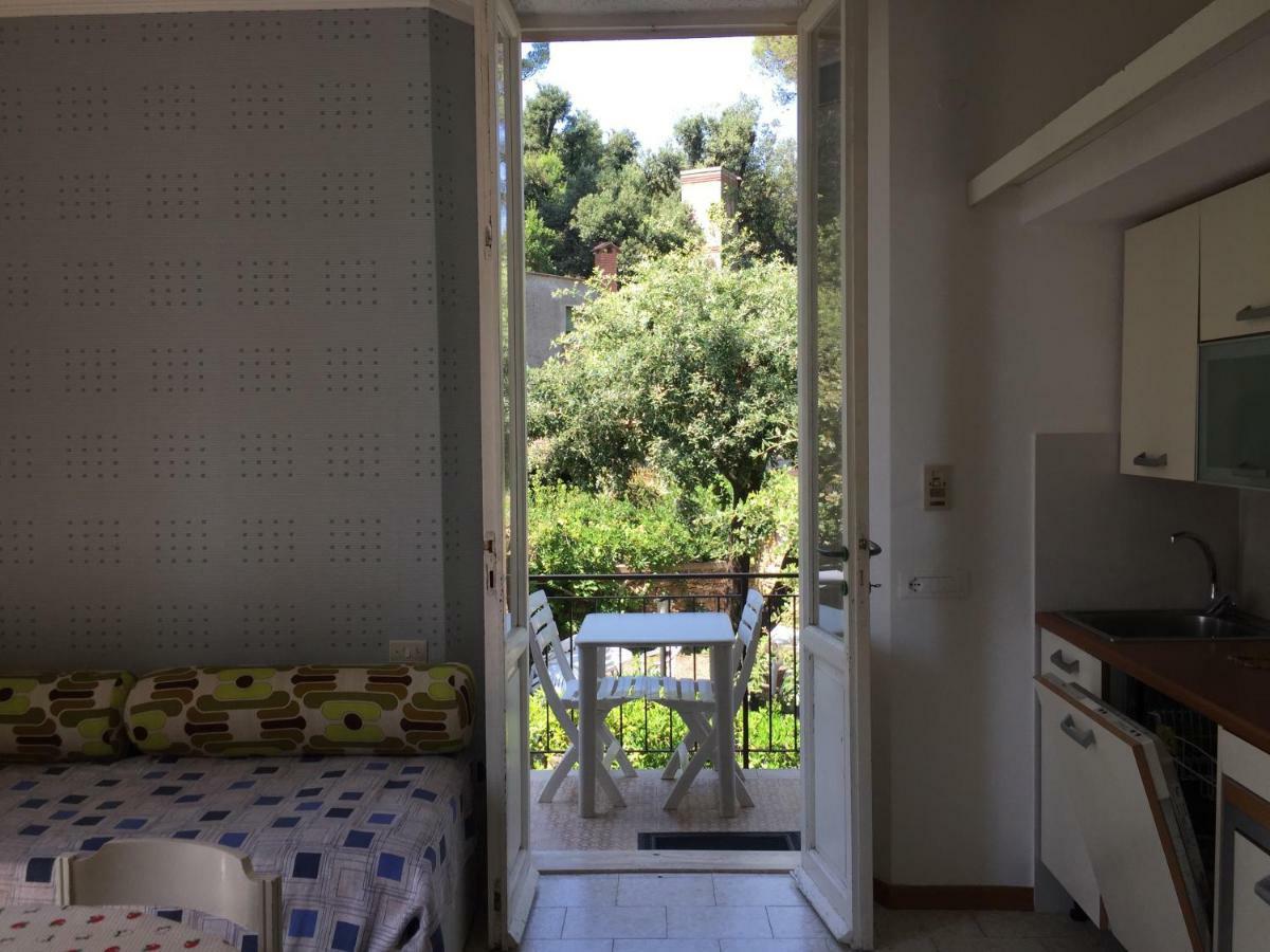 Villa Violetta كاسْتيلونْشيلّو المظهر الخارجي الصورة