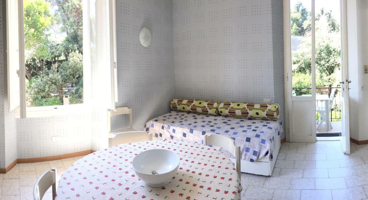 Villa Violetta كاسْتيلونْشيلّو المظهر الخارجي الصورة
